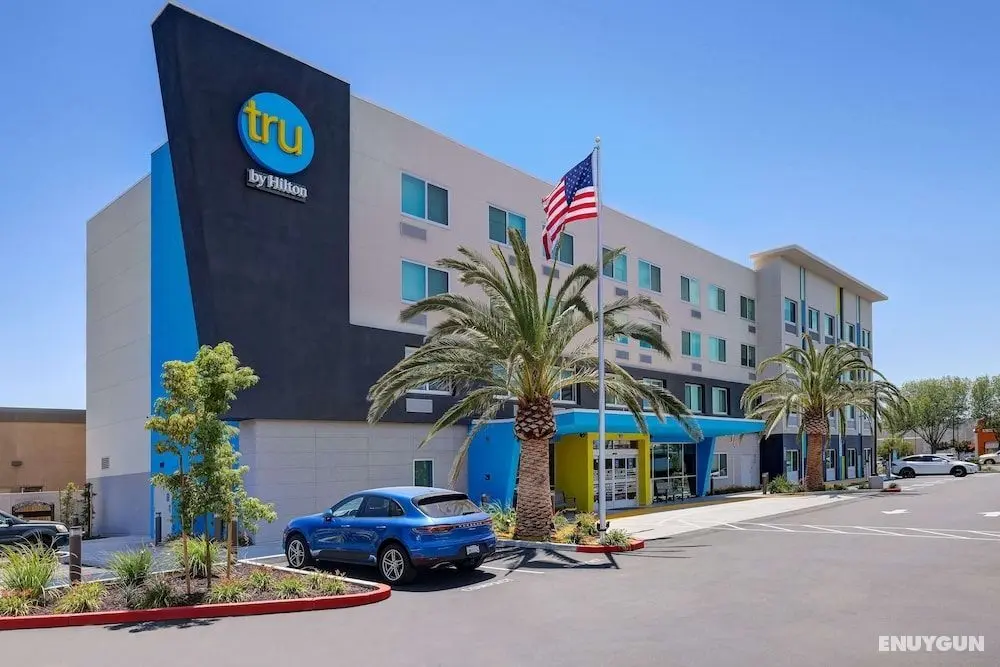 Tru By Hilton Lathrop, CA - Öne Çıkan Resim