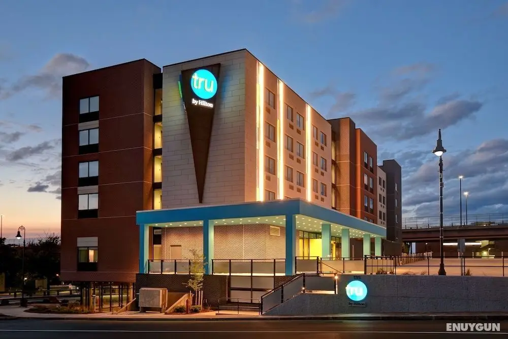 Tru by Hilton Manchester Downtown - Dış Mekan