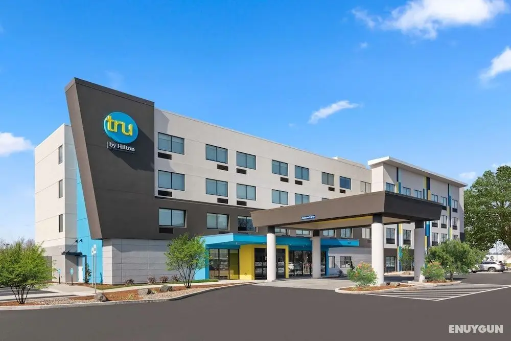 Tru by Hilton Portland Airport - Dış Mekan