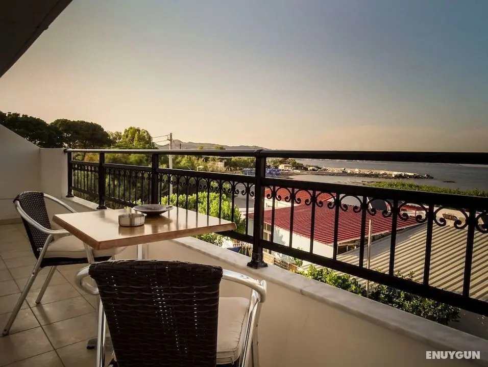 Tsambikos Apts - Öne Çıkan Resim