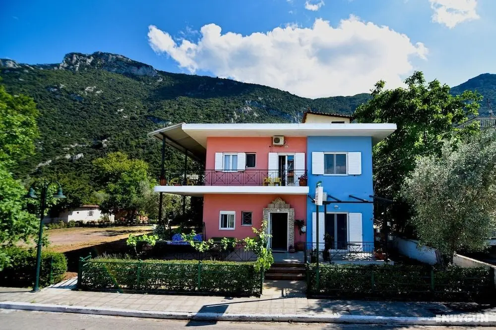 Tsertos Apartments - Öne Çıkan Resim
