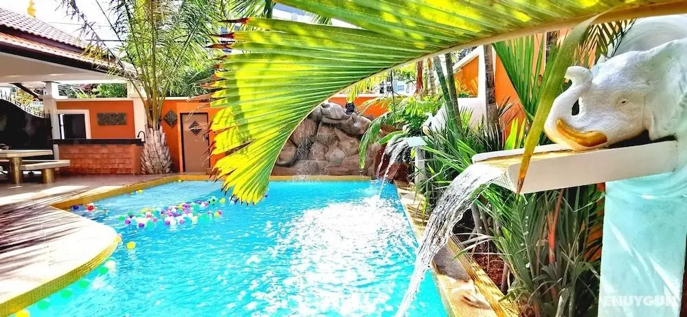 TUCHELAND Luxury Villa Pattaya Walking Street 7 Bedrooms Private Pool - Öne Çıkan Resim
