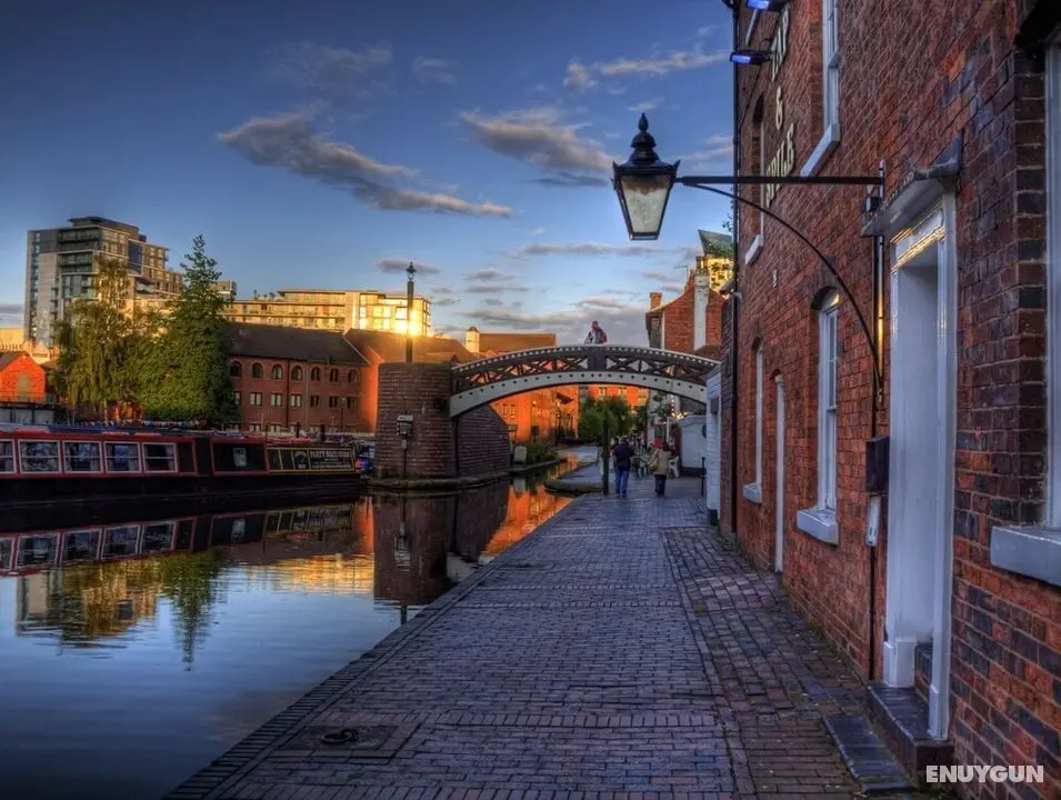 Tudors eSuites Birmingham Apartments with Gated Parking - Dış Mekan