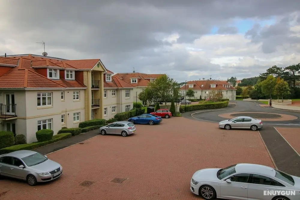 Turnberry Apartments - Dış Mekanlar