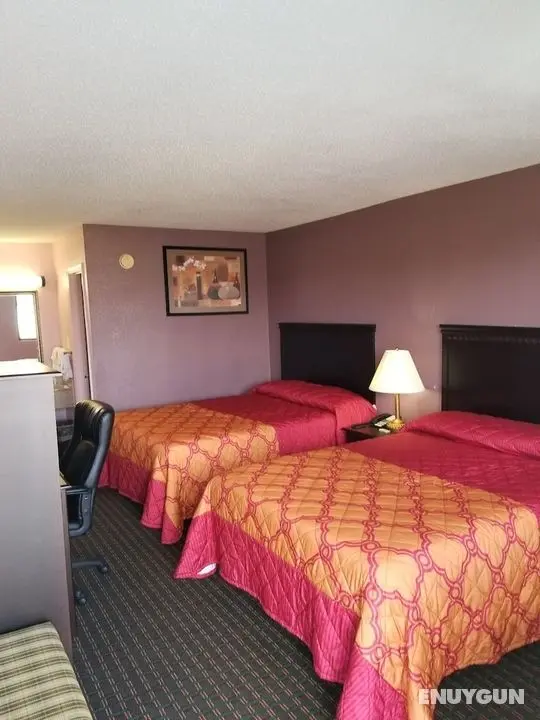 Turnpike Motel - Öne Çıkan Resim