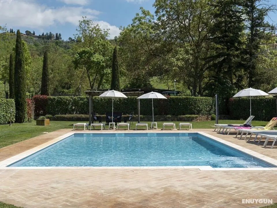 Tuscan Style Apartment with View of the Hills - Öne Çıkan Resim