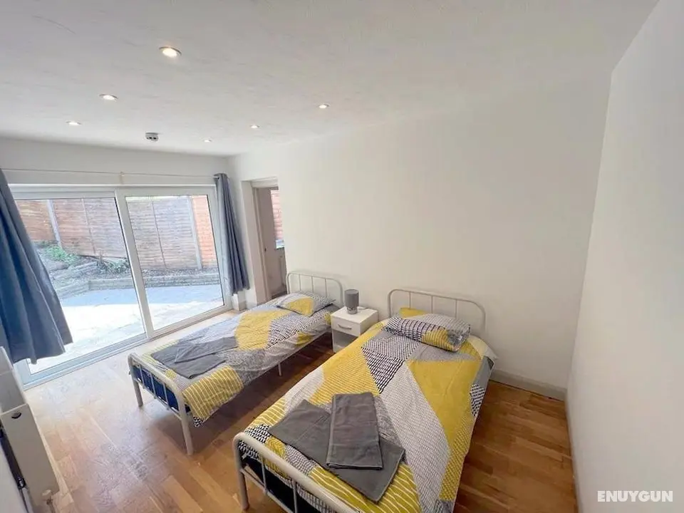 Twin Studio Flat in Sutton - Ground Floor - Öne Çıkan Resim