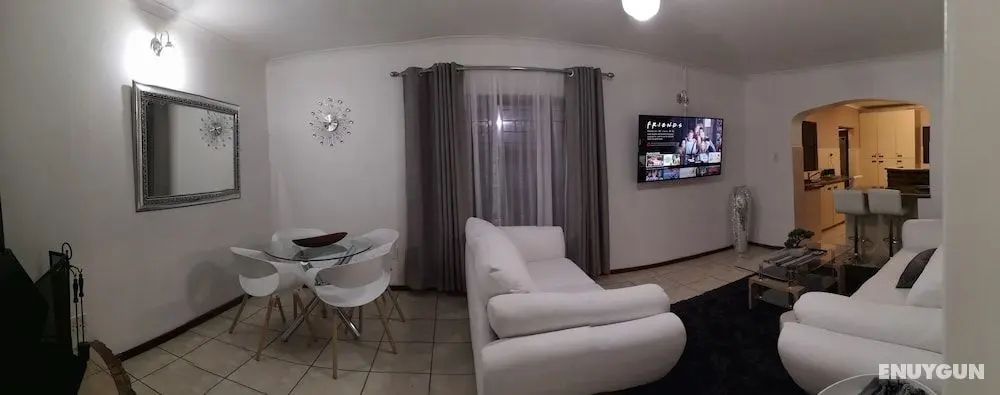 TwinnPalms Accommodation - Öne Çıkan Resim
