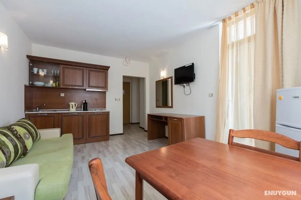 Two Bedroom Apartment with Kitchen & Balcony - Öne Çıkan Resim
