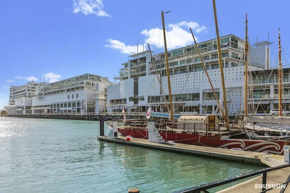 Two Bedroom Waterfront & City Apartment - Öne Çıkan Resim