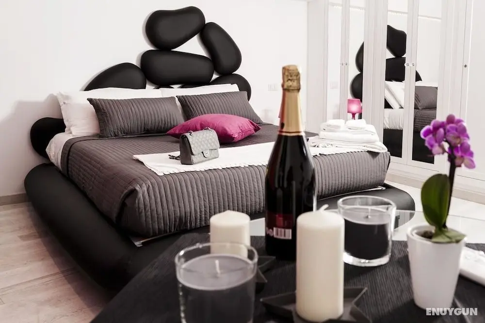 Two Chic Guesthouse - Öne Çıkan Resim
