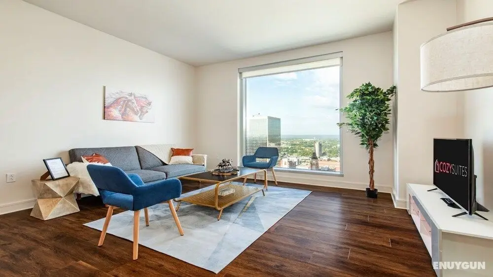 TWO Luxurious Condos Same Floor by Cozysuites - Öne Çıkan Resim