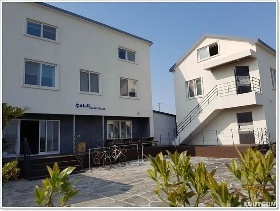 Two Wheels Pension & Guesthouse - Hostel - Öne Çıkan Resim