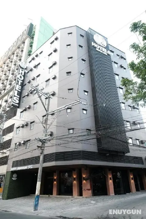 U Hotels Makati - Genel
