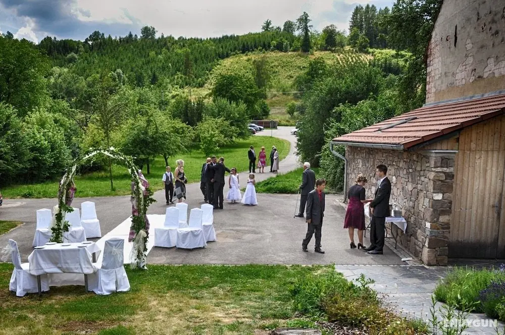 Hotel U Tri volu - Dış Mekan