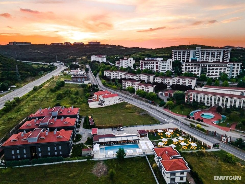 Uçar Royal Hotel and Conference Hall