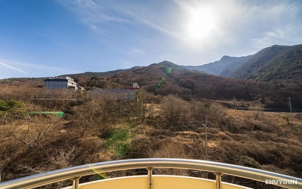 Ulsan Yeongnam Alps Sandia Oncheon - Oda