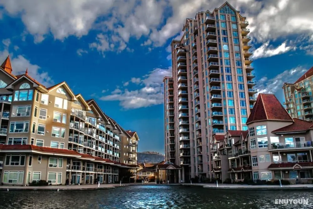 The Ultimate Kelowna Location - Dış Mekan