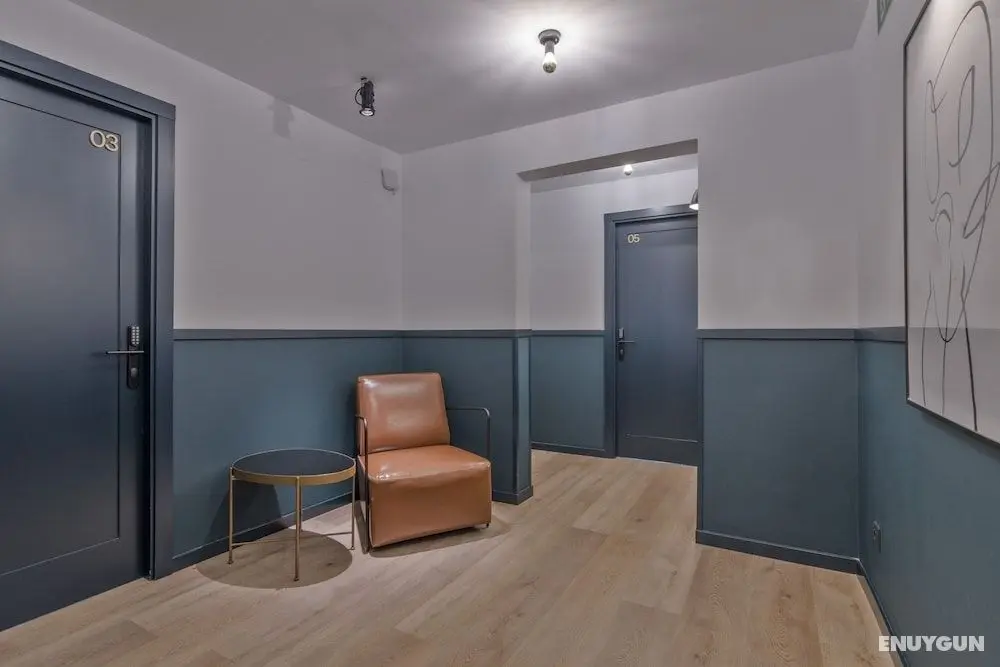 Uma Suites Atocha - Lobi