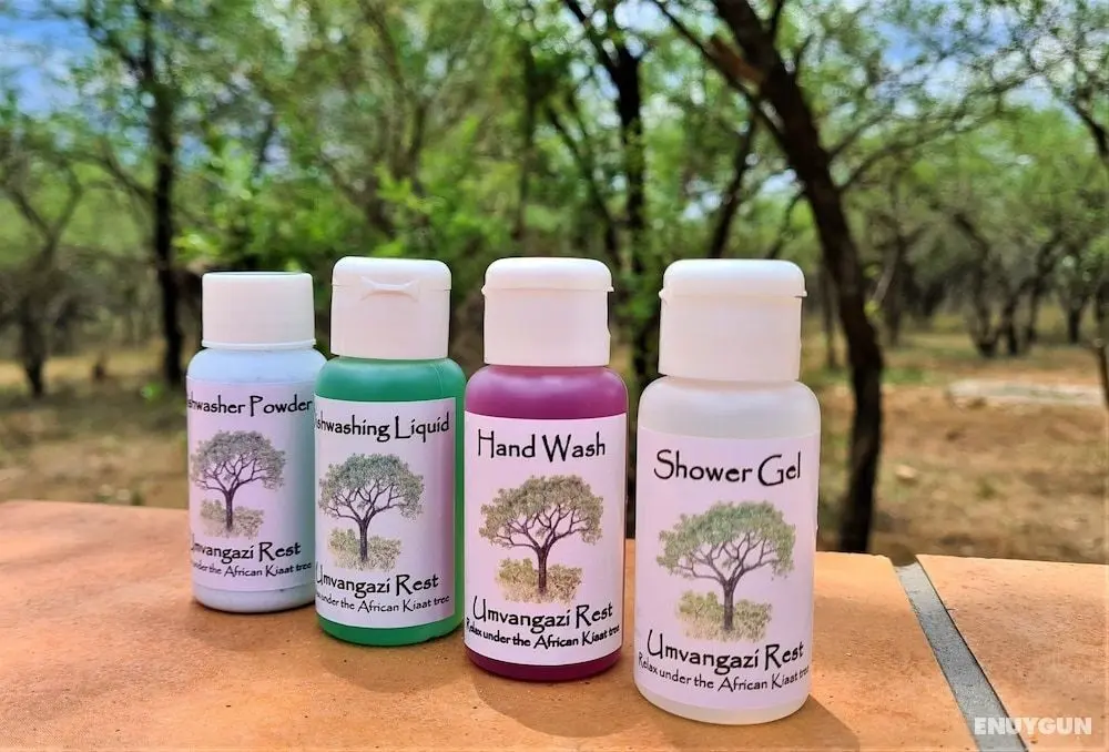 Umvangazi Rest - Enjoy a Relaxing, Rejuvenating and Peaceful Setting in the Bush - Banyo Tipleri
