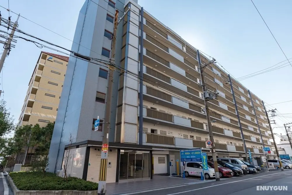 Universal Bay Condominium - Öne Çıkan Resim