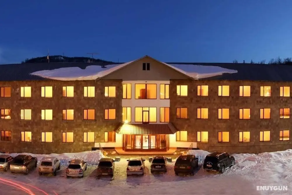 University Hotel Tsakhkadzor - Öne Çıkan Resim