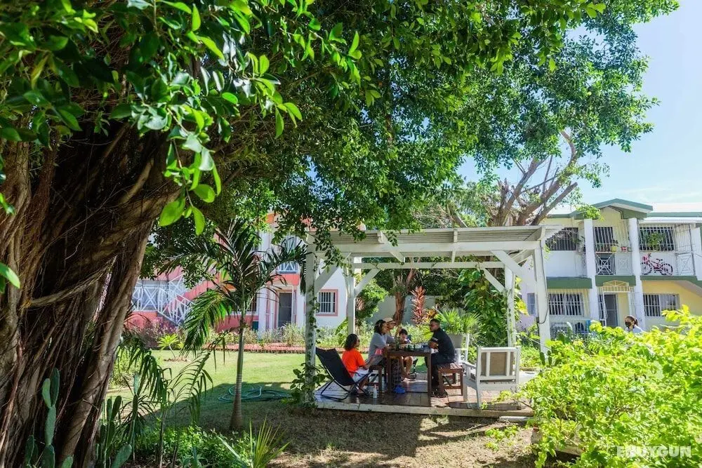 Unwind and Recharge in This Homey Central Retreat - Öne Çıkan Resim