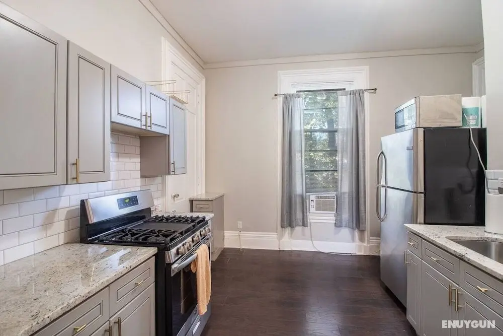 Updated Studio Near Downtown - Mutfak