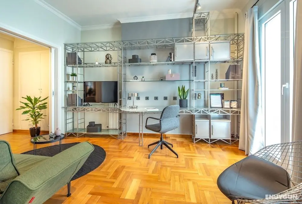 UPSTREET Superb 1BD Apt-Heart of Kolonaki - Öne Çıkan Resim