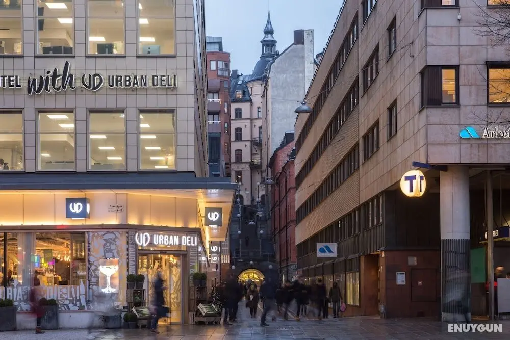 Hotel With Urban Deli - Konum Öne Çıkanlar
