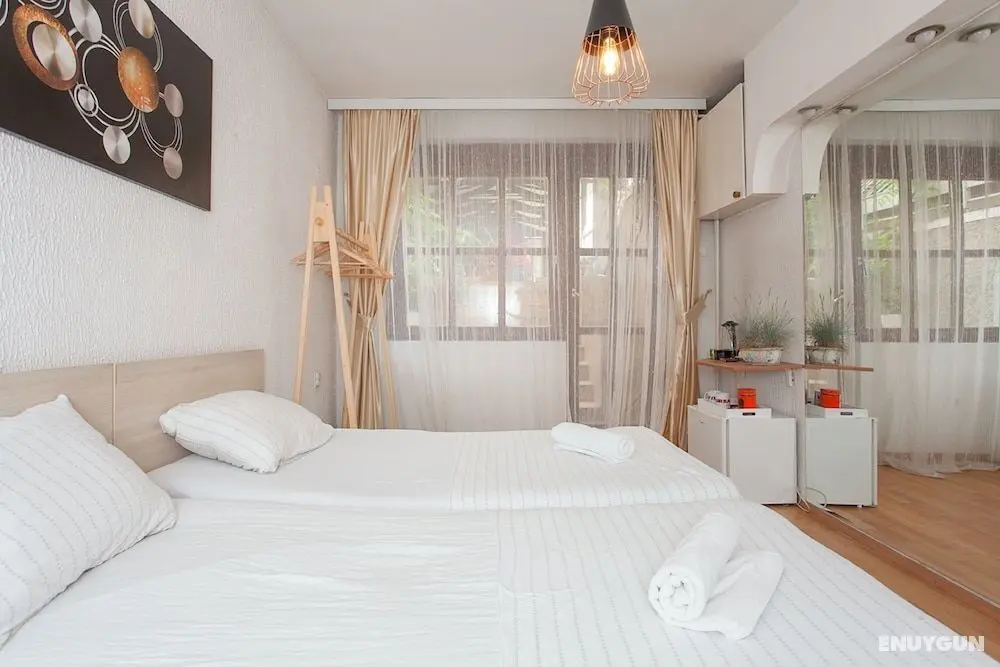 Urban Hostel & Apartments - Oda