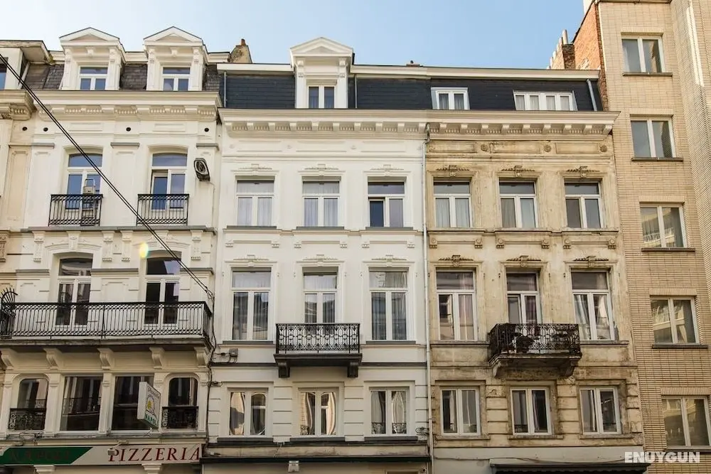 Urban Suites Brussels Royal - Dış Mekan