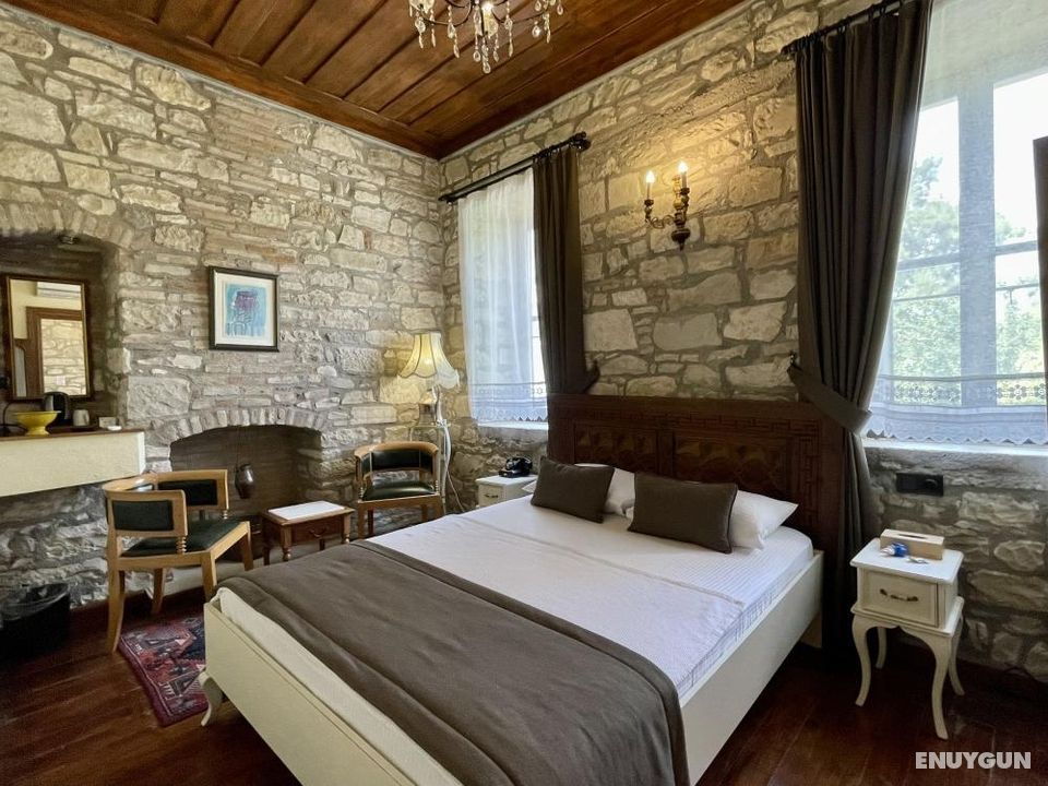 Urla Taş Konak Otel