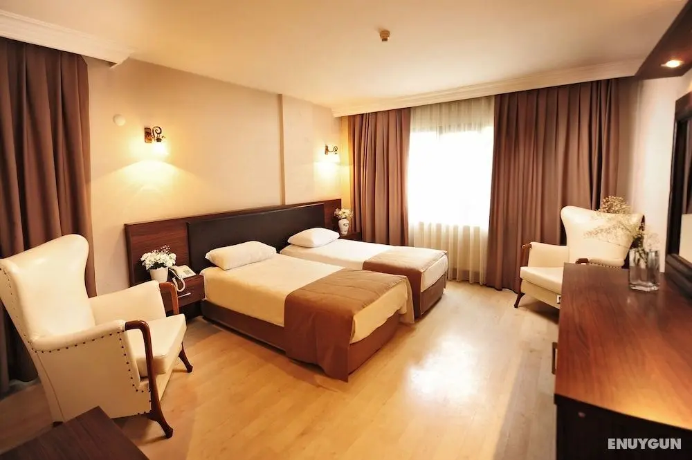 Üstün Otel Alsancak - Öne Çıkan Resim