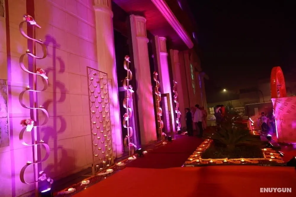 The Utsav Grand Banquets & Resort - Dış Mekanlar