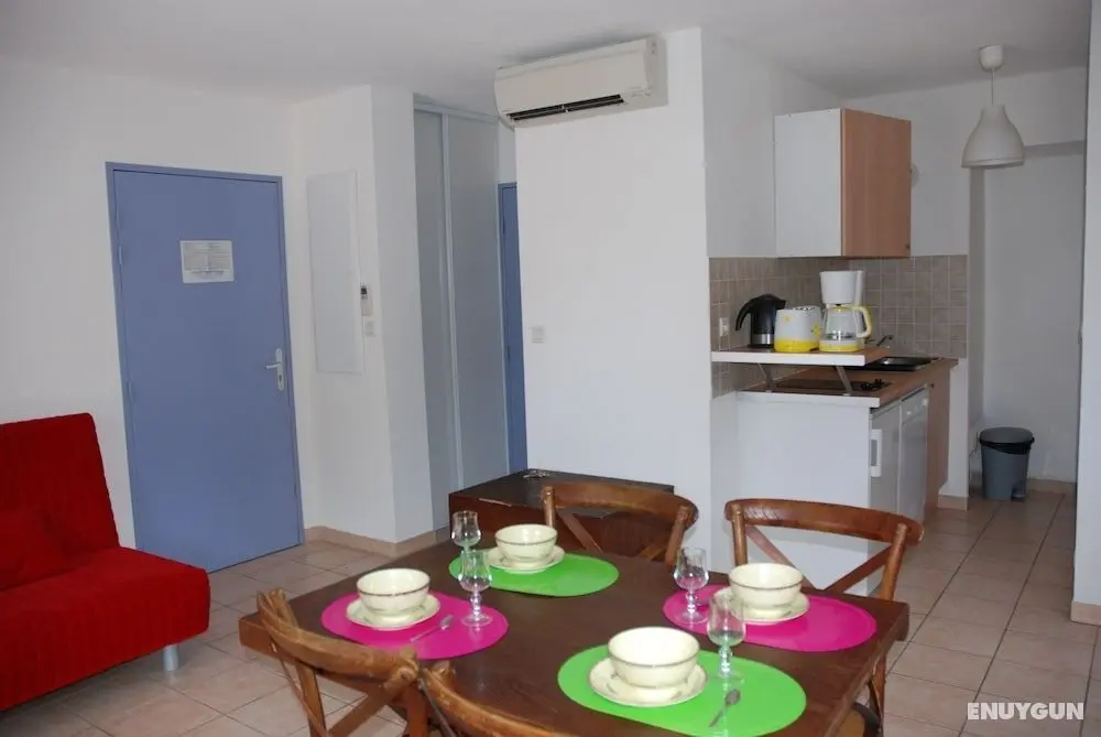 UZES APPART HOTEL - Öne Çıkan Resim