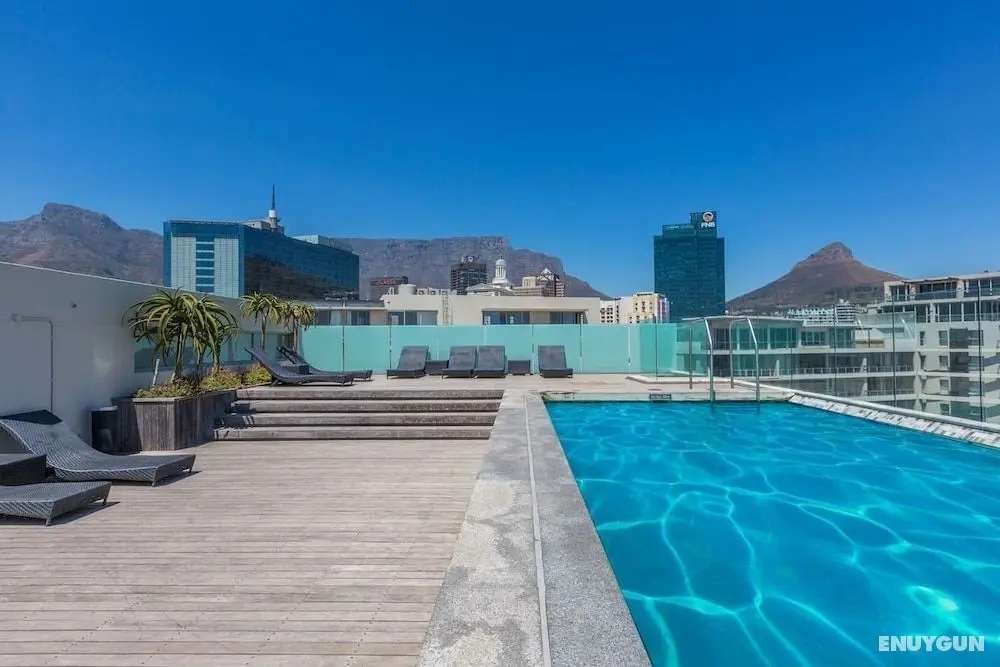 V&A Waterfront Luxury Residences - WHosting - Öne Çıkan Resim