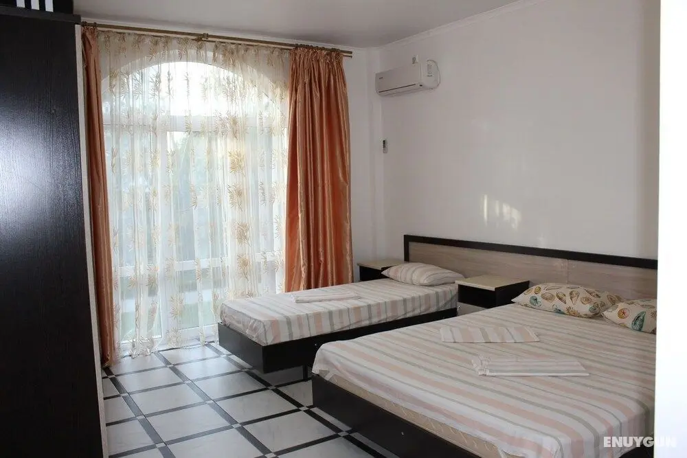 V gostiah u Svetlani Guest House - Öne Çıkan Resim