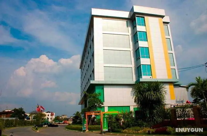 V-One Hotel Korat - Genel