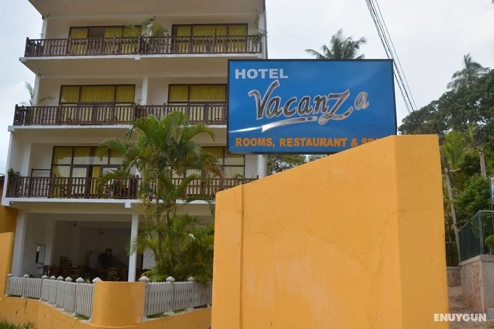 Hotel Vacanza - Dış Mekan