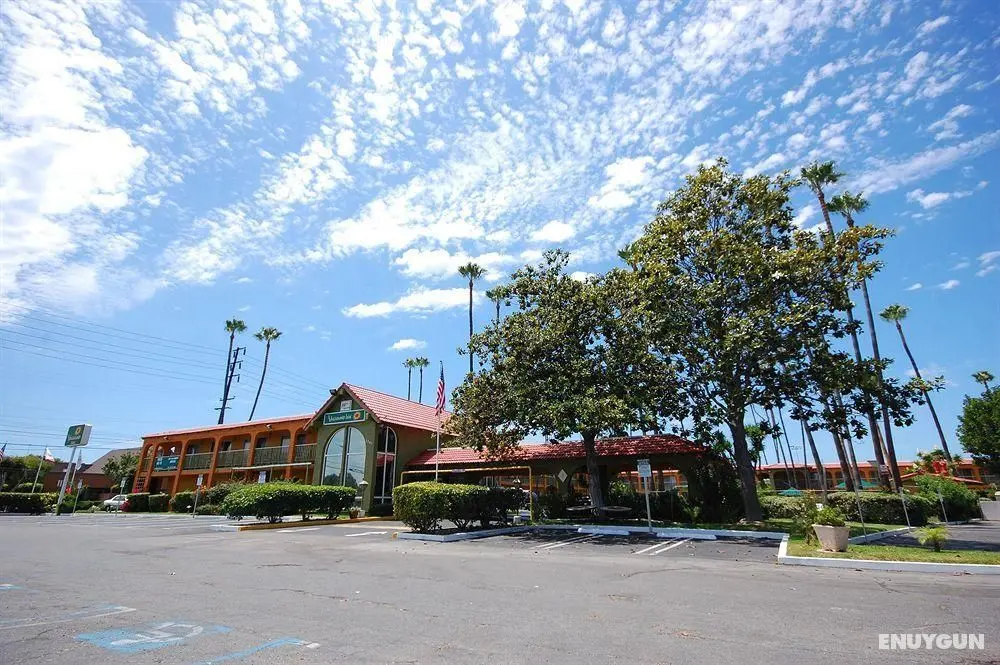 Vagabond Inn Costa Mesa - Genel