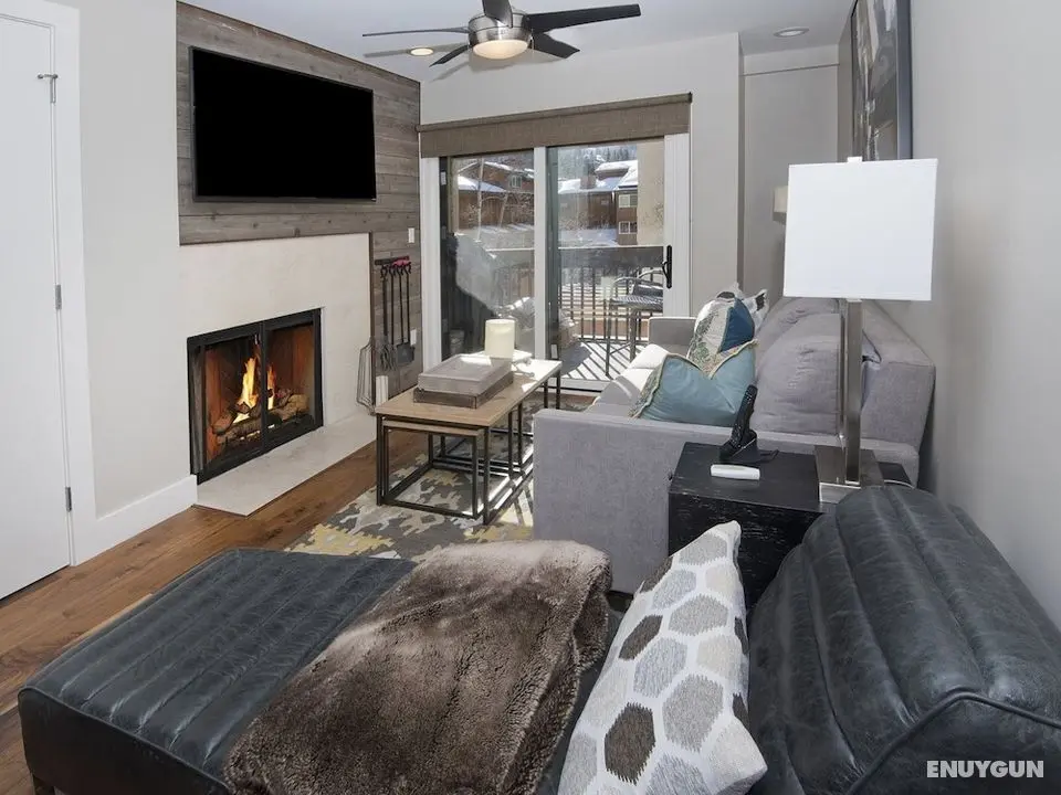 Vail 21 Condo 301 - Oda
