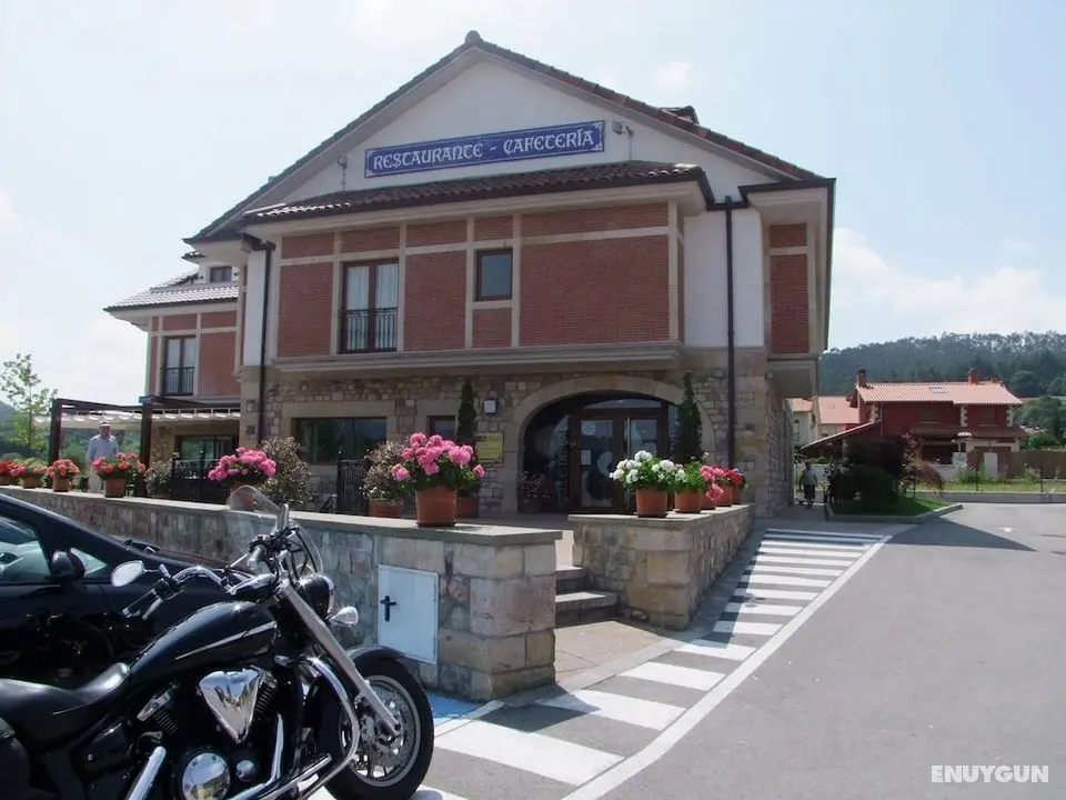 Hotel Valle de Cabezón - Konum Öne Çıkanlar
