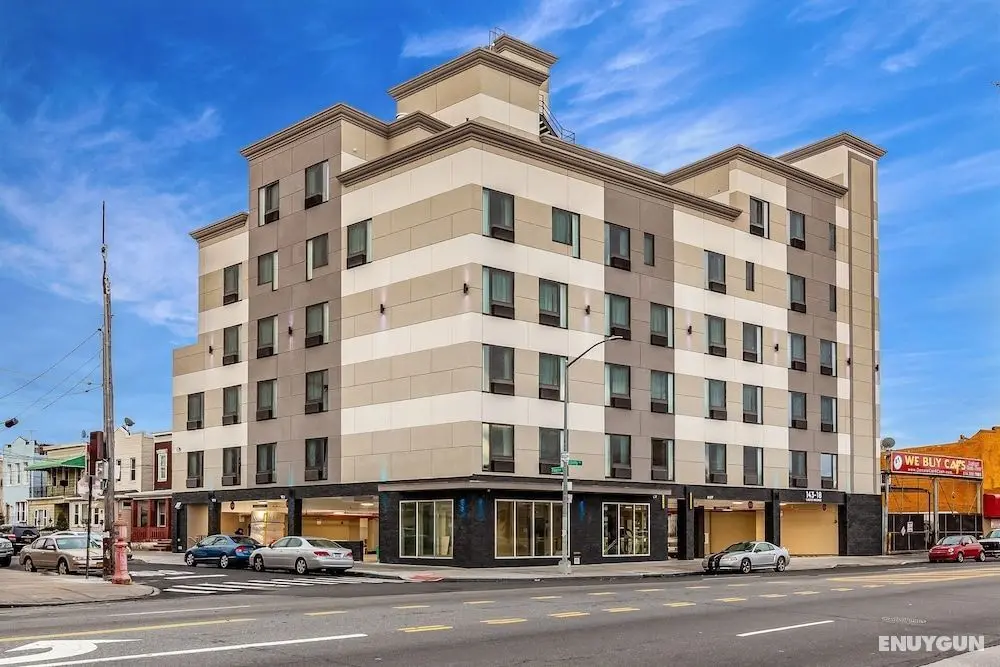 Van Wyck Hotel & Suites Near JFK Airport - Öne Çıkan Resim