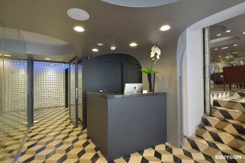 Vander Urbani Resort – a Member of Design Hotels - Lobi