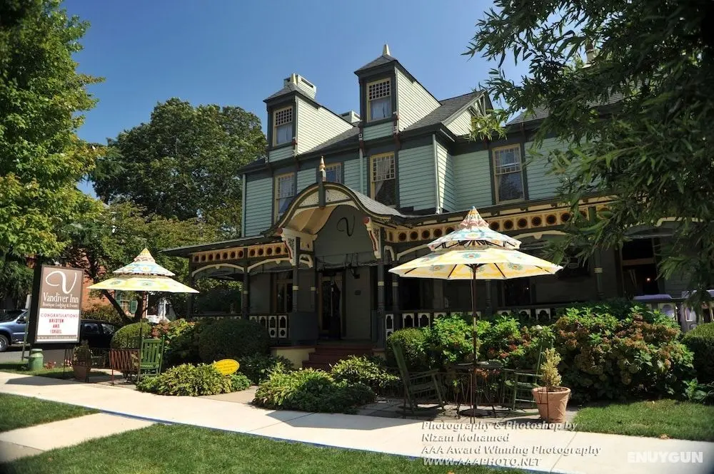 Vandiver Inn - Öne Çıkan Resim