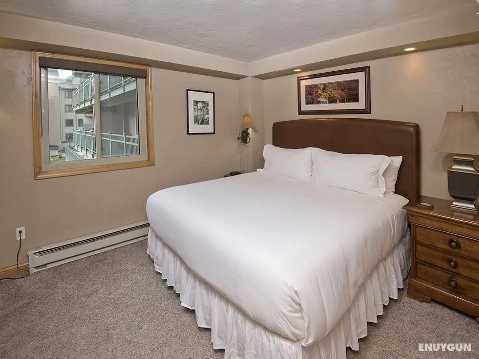 Vantage Point Condo 201 - Oda