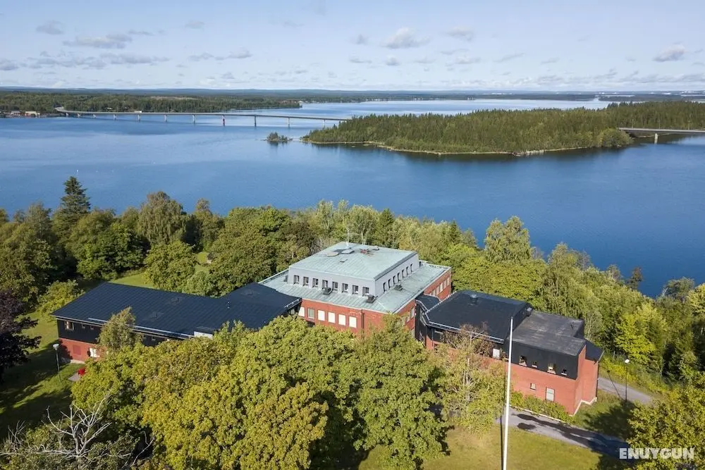Västerbacken Hotell och Konferens - Öne Çıkan Resim