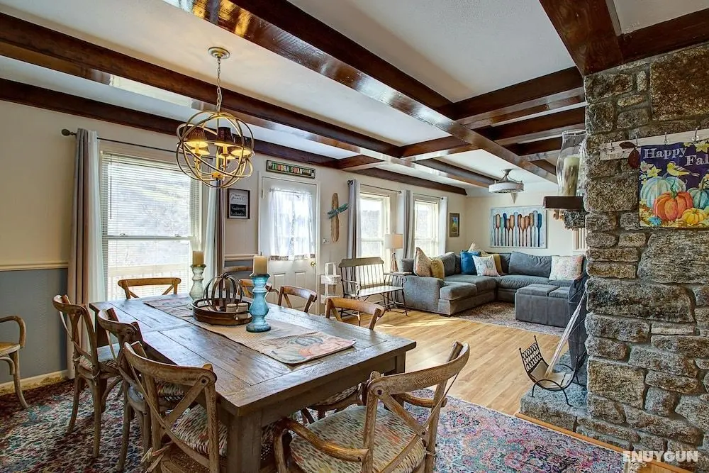 VCI - Tundra Swan Chalet - Öne Çıkan Resim