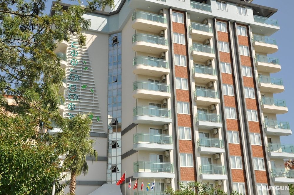 Vega Green Apart Hotel